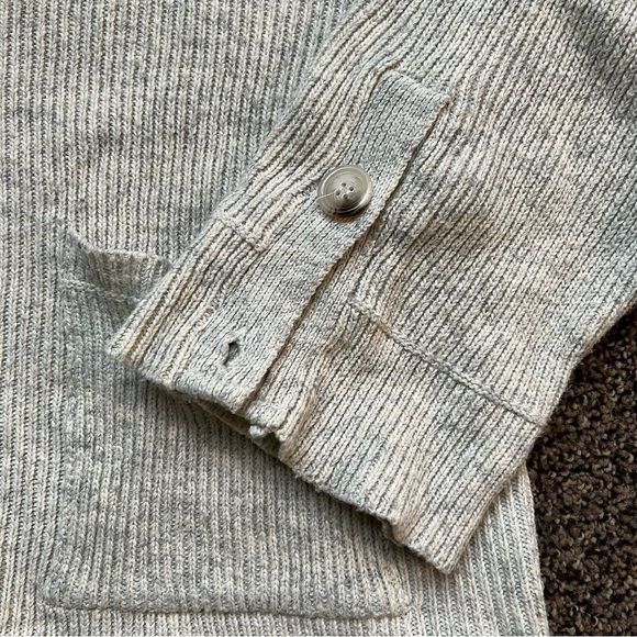 Cherry Aka - Light Grey Button Down Sweater - Picture 5 of 8